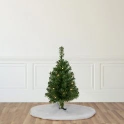 Northlight 2' Pre-Lit Oakridge Noble Fir Artificial Christmas Tree, Clear Lights