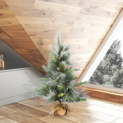 Vickerman Frosted Myers Pine Artificial Christmas Tree 2 Vickerman Frosted Myers Pine Artificial Christmas Tree - Image 2