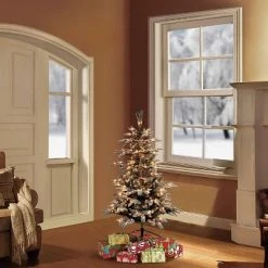 4.5ft Pre-Lit Flocked Alaskan Fir Artificial Christmas Tree - Puleo